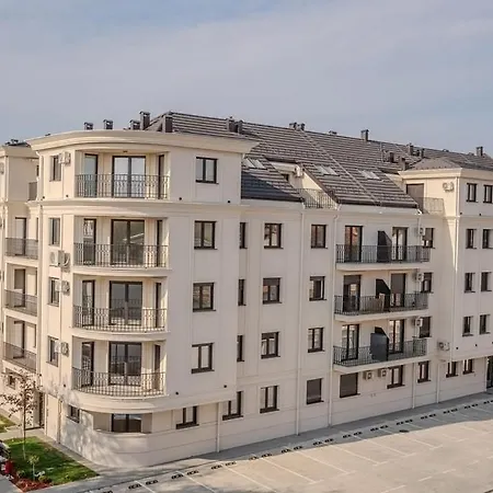 Palace 23 - Free Parking Διαμέρισμα Σρέμσκα Μιτρόβιτσα